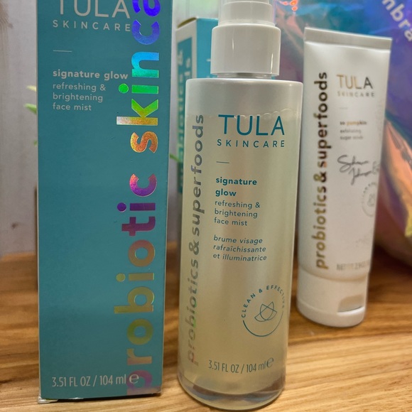 NEW!🔥TULA 4 Piece Skincare Bundle Deal - Picture 3 of 16